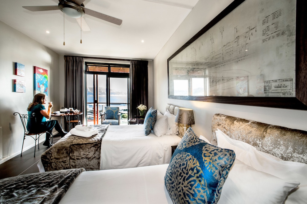 Executive Double or Twin Room, Balcony, Ocean View photo 2