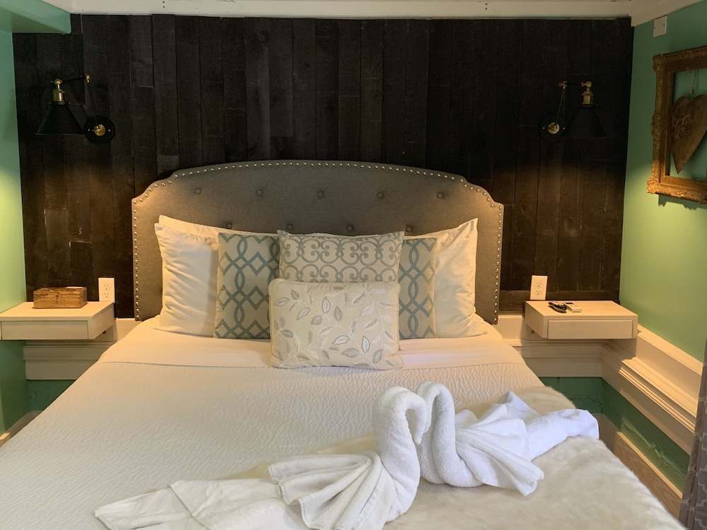 Standard Suite