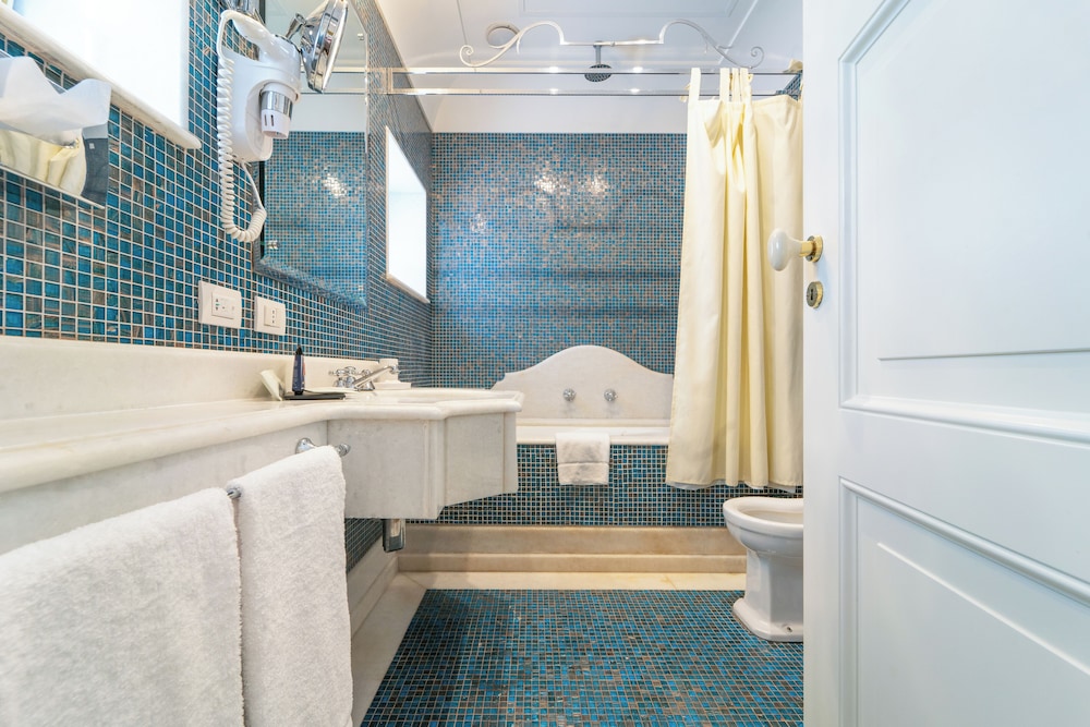 Superior Double Room - Photo 6