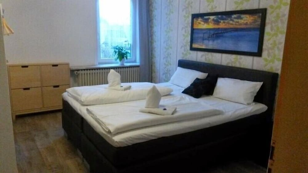 Single Room photo 3