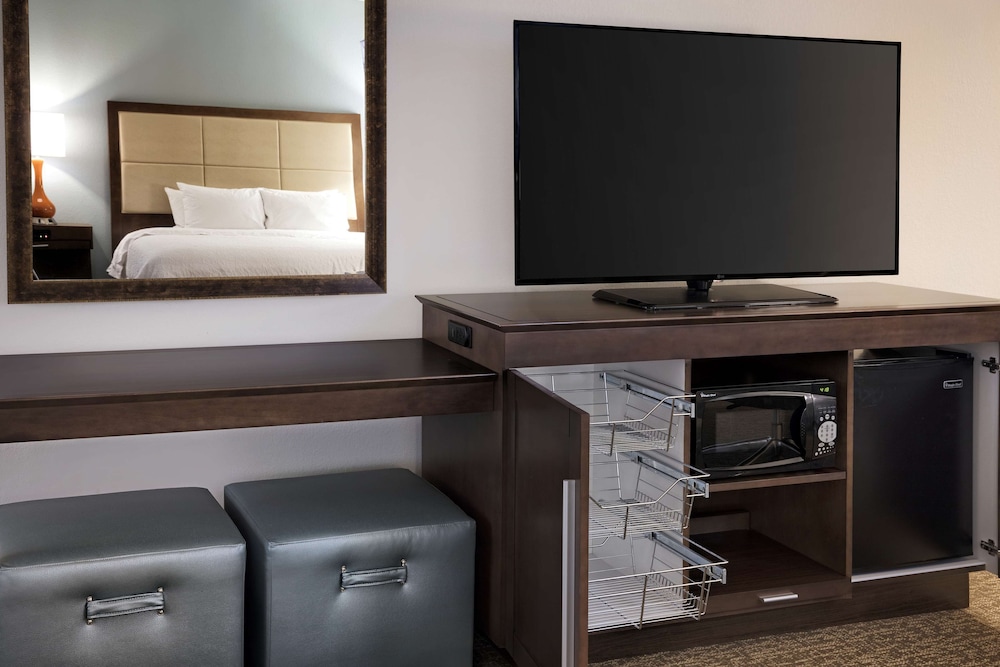 King Bedroom Suite photo 2