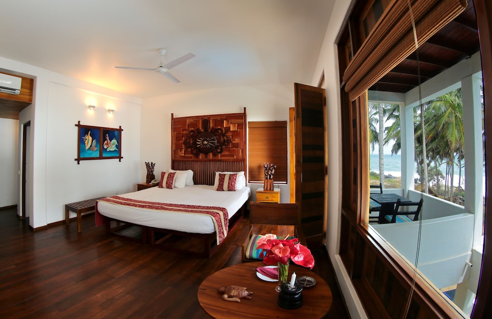 Superior Double or Twin Room, 1 King Bed, Non Smoking, Sea View photo 1