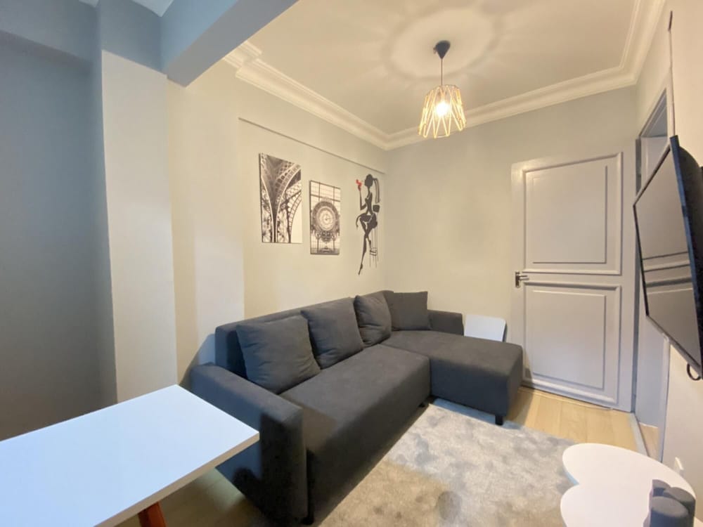 Apartment photo 1