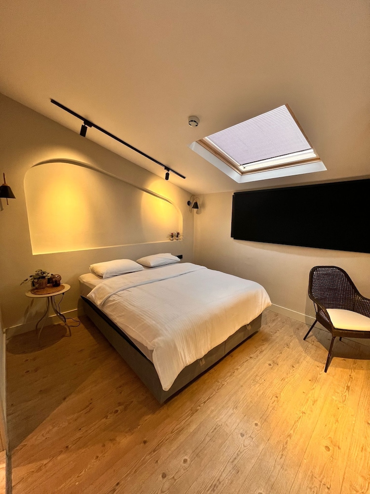 Standard Double or Twin Room photo 2