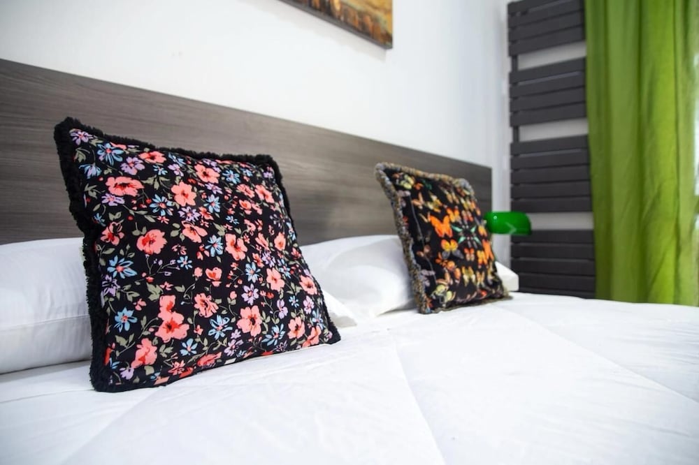 Standard Room, 1 Double Bed photo 3