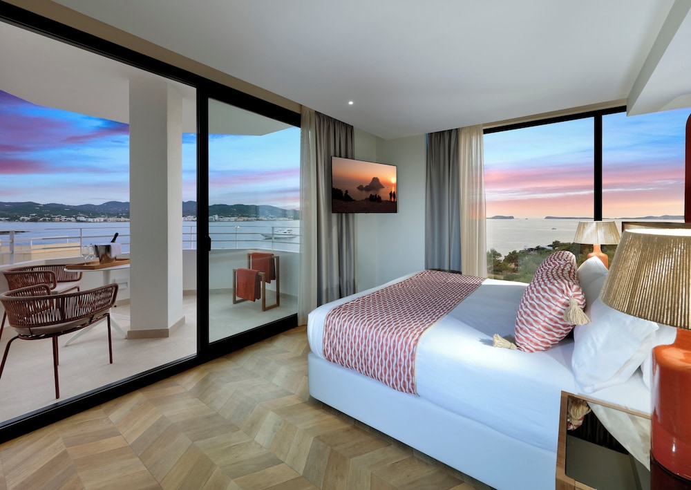Junior Suite, Sea View (Panoramic)