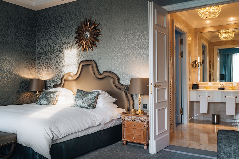 Presidential Suite photo 2