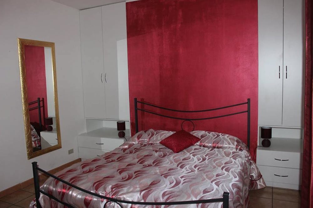 Double Room, Private Bathroom (External) photo 3