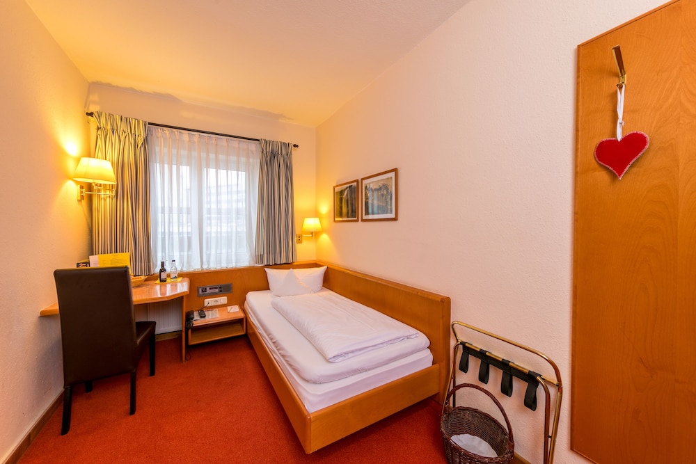 Business Single Room