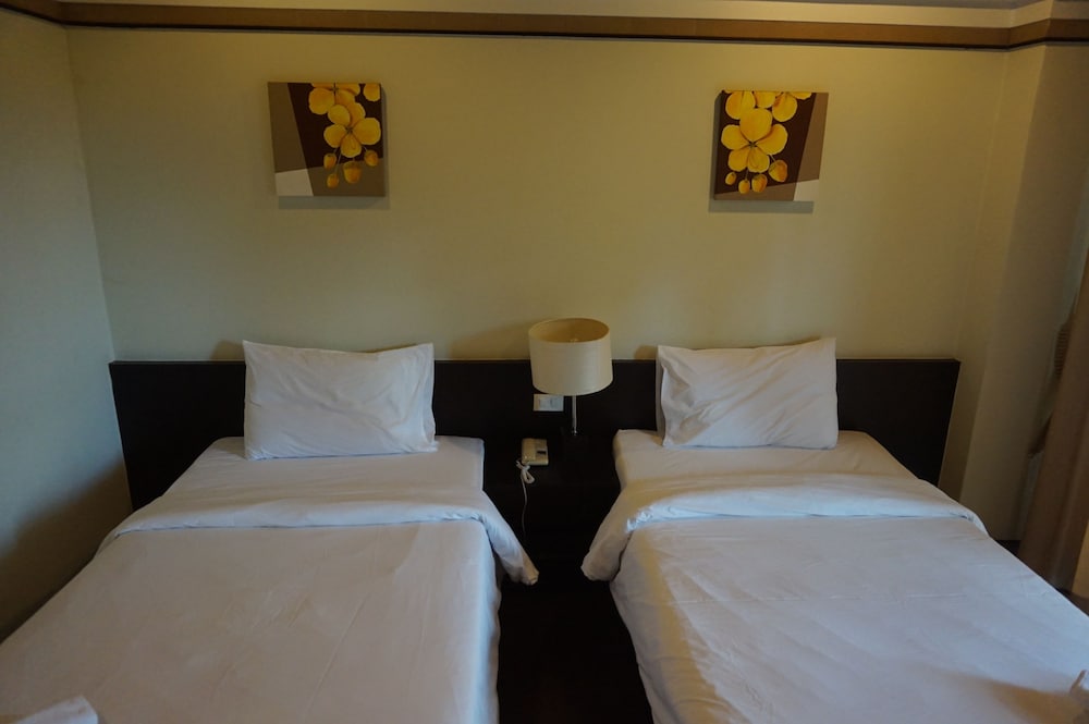 Standard Twin Room, 2 Twin Beds photo 2
