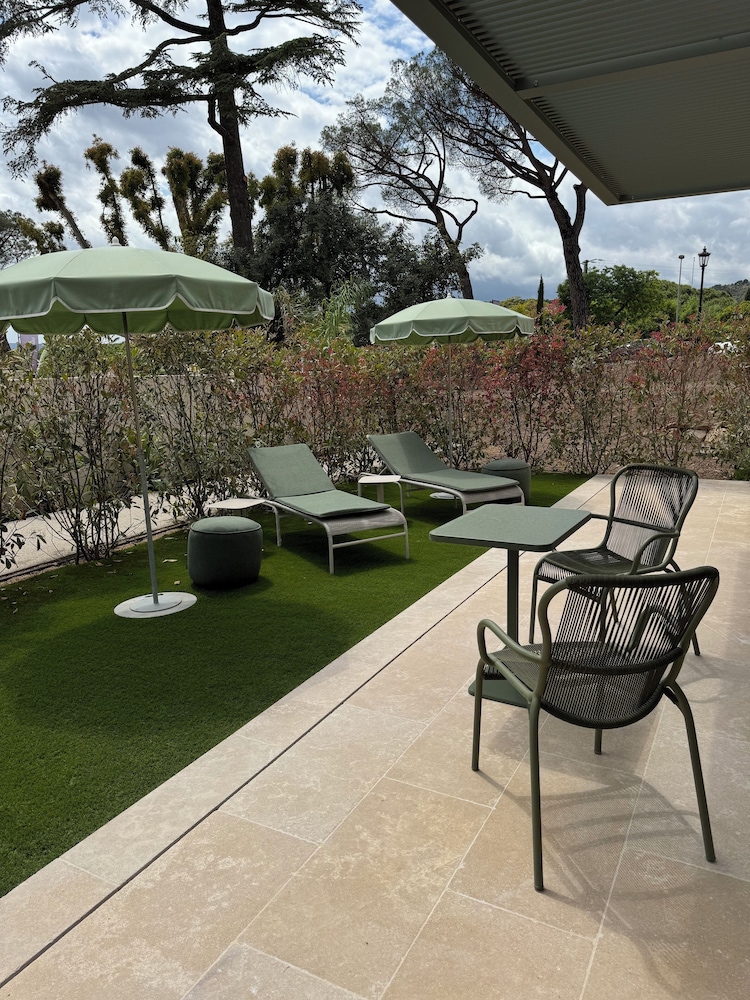 Superior Double Room, Garden View photo 3