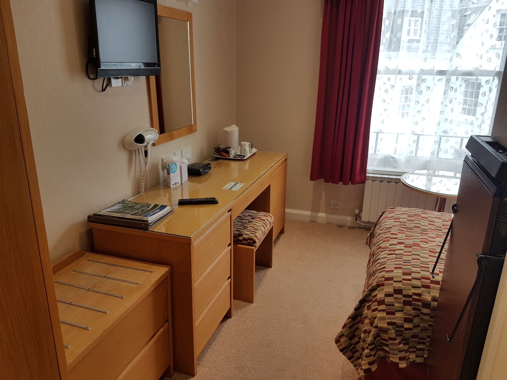 Comfort Room, 1 Twin Bed, Non Smoking photo 2