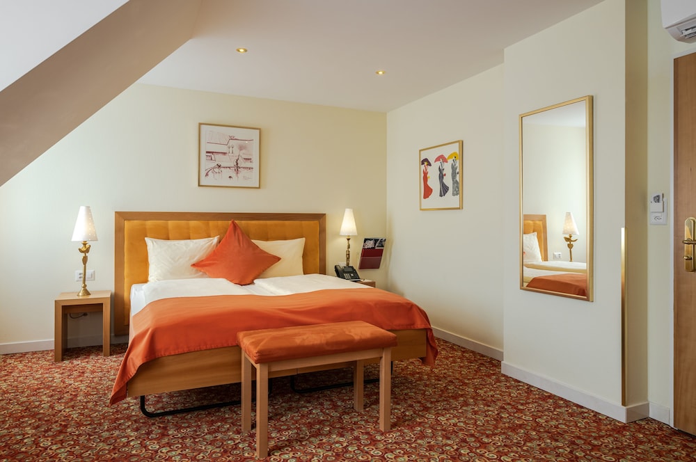 Comfort Twin Room, 1 Bedroom - Photo 13