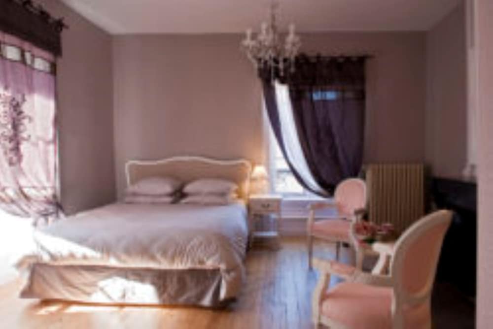 Deluxe Double Room, Garden View (Chambre Les Badrais) photo 3