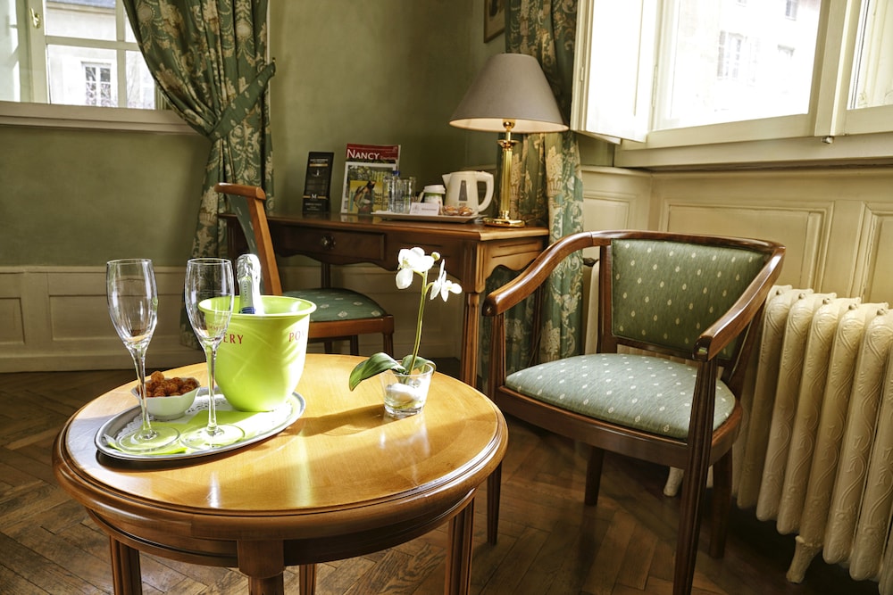 Superior Double or Twin Room, 1 Bedroom, Non Smoking (Celadon) photo 3
