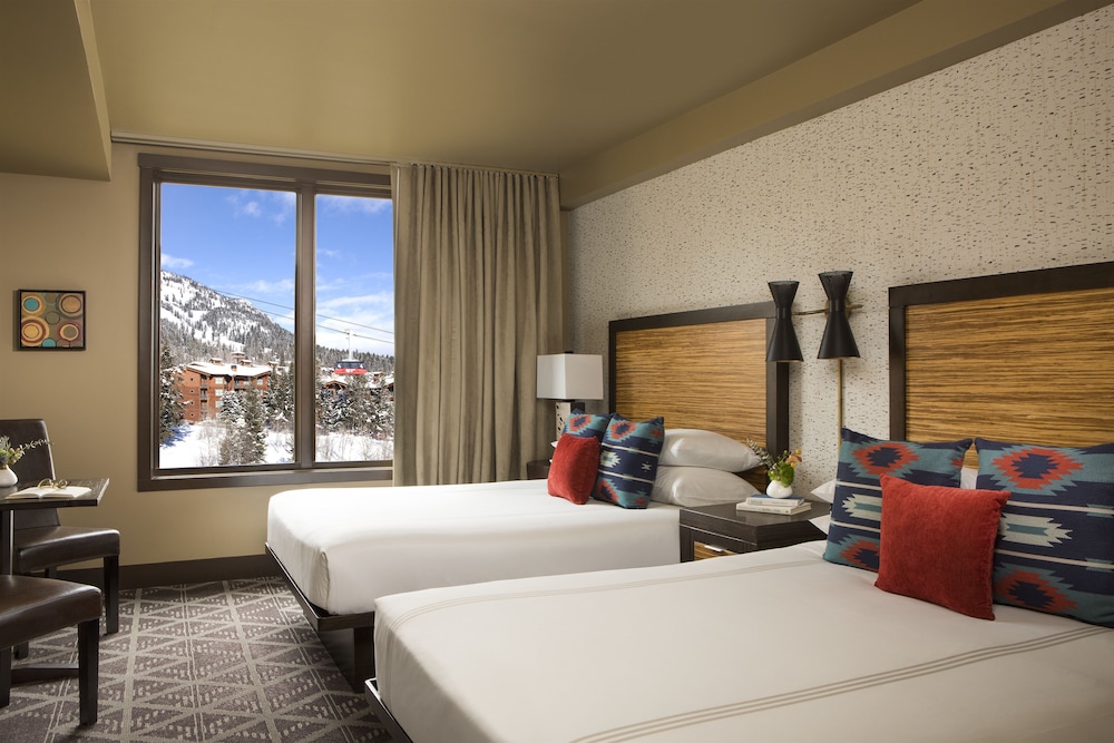 Room, 2 Queen Beds (Terra) - Photo 1