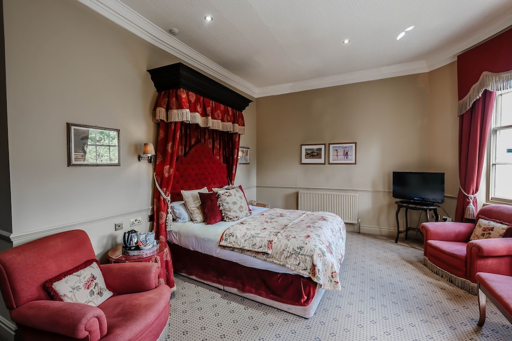 Suite, 1 Queen Bed, Non Smoking - Photo 8