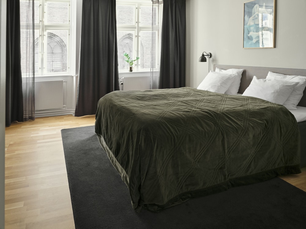Apartment, Multiple Beds, City View thumbnail 6