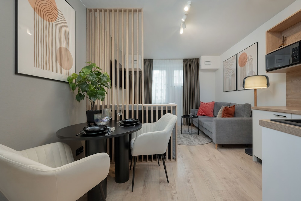 Studio, Kitchen