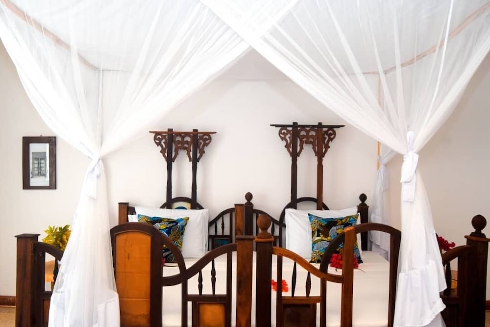 Deluxe Double Or Twin Room photo 1