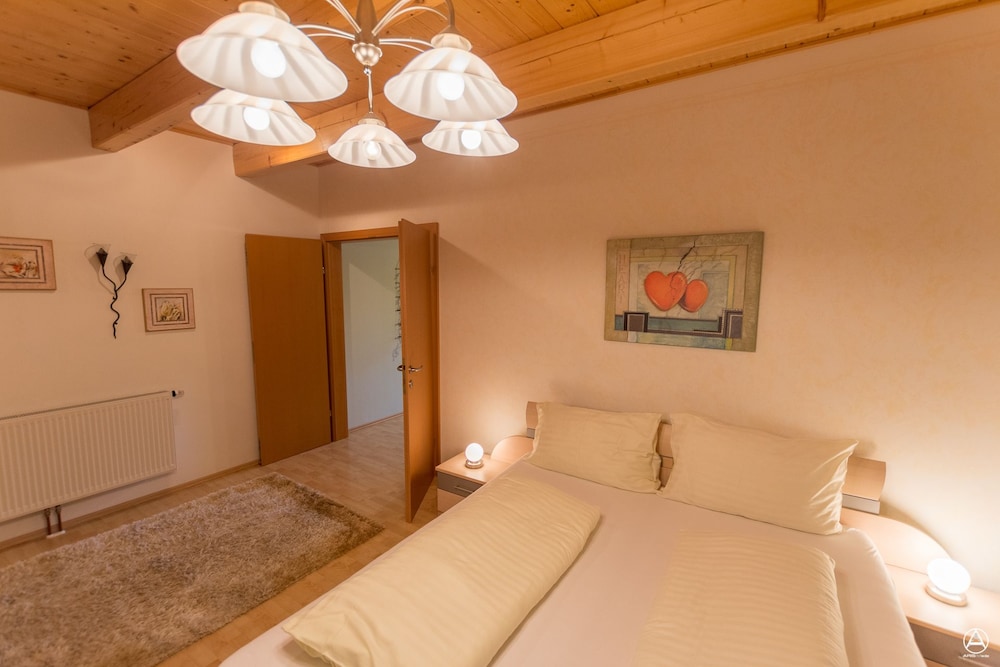 Classic Apartment, Lake View (incl. cleaning fee 35 EUR) photo 1