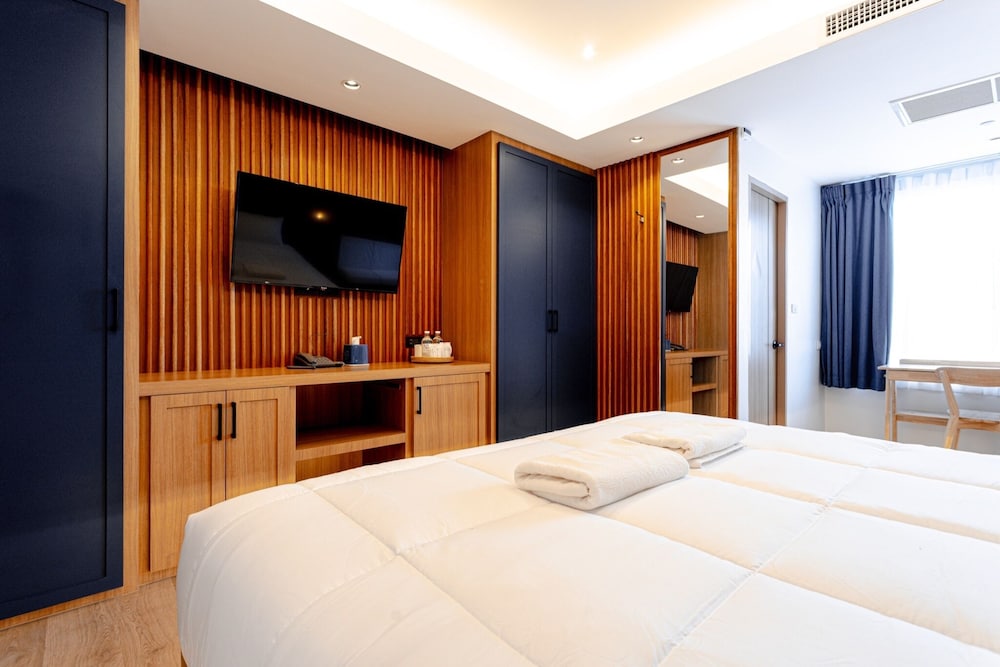 Deluxe Double Room - Photo 1