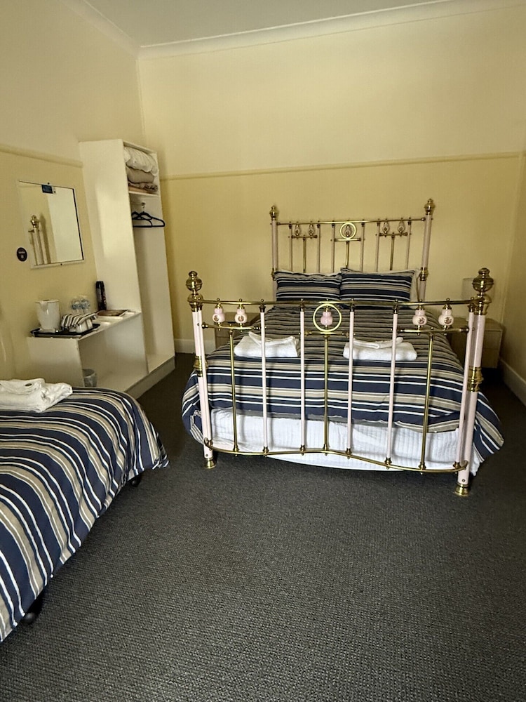 Basic Double or Twin Room