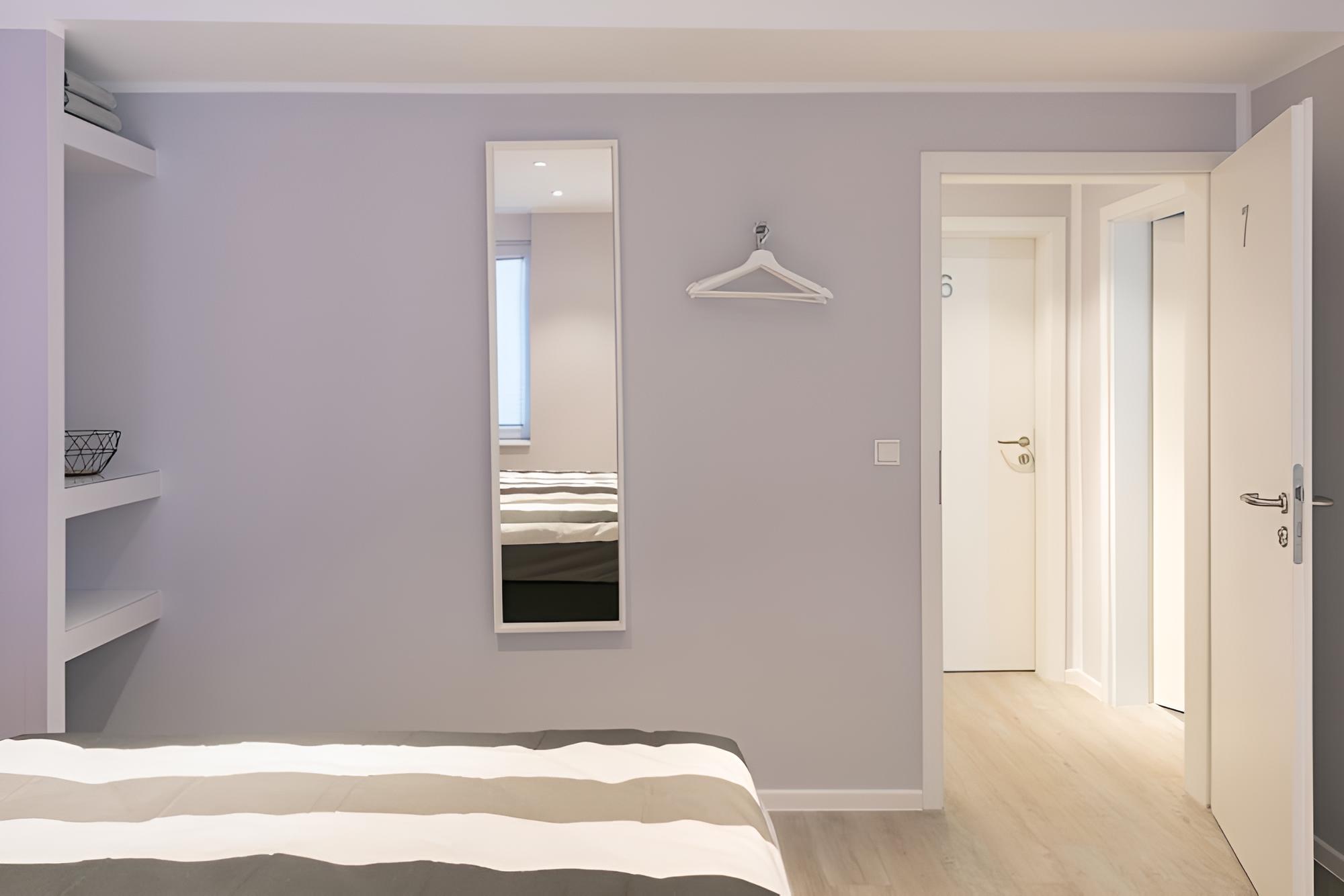 Double Room, Private Bathroom - Photo 5
