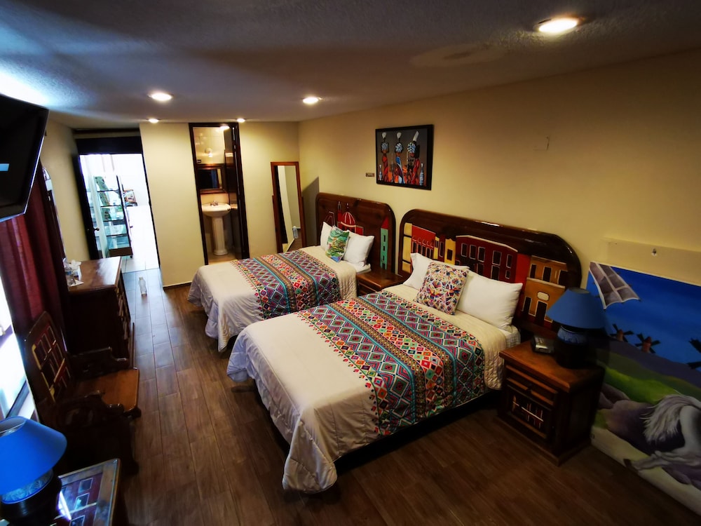 Exclusive Quadruple Room, 2 Double Beds, Non Smoking (Blanco) photo 3