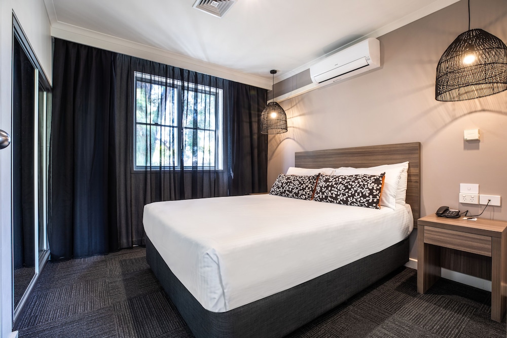 Two Bedroom Executive photo 3