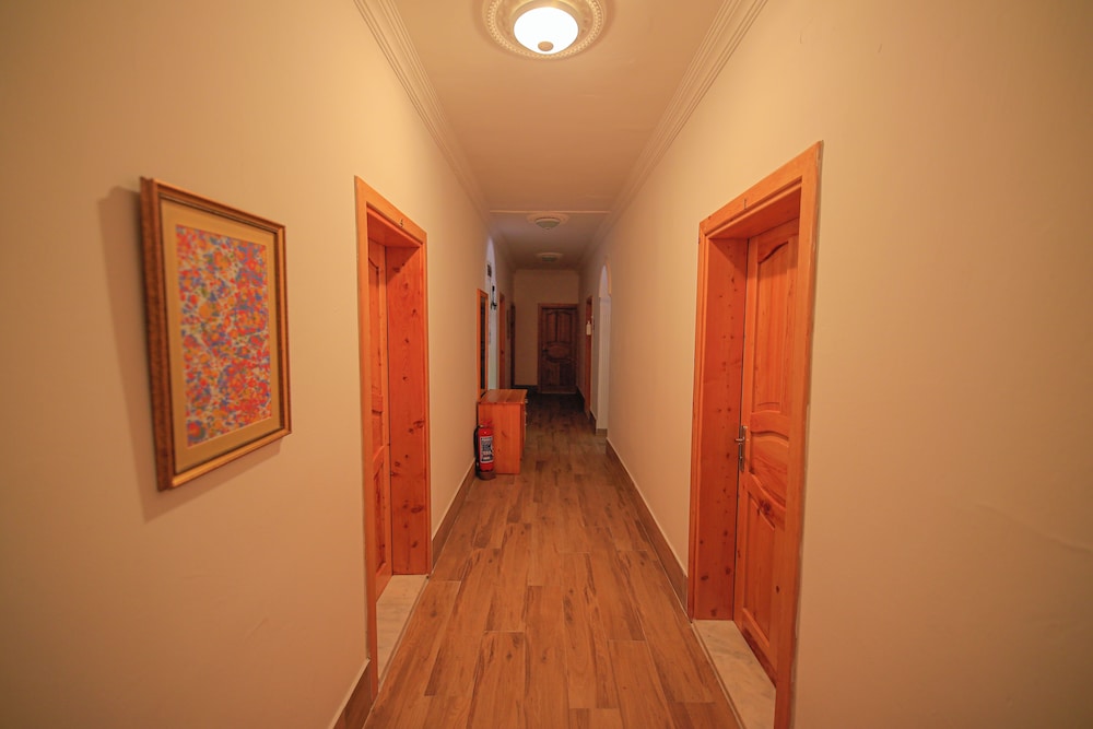 Room, Ground Floor photo 3