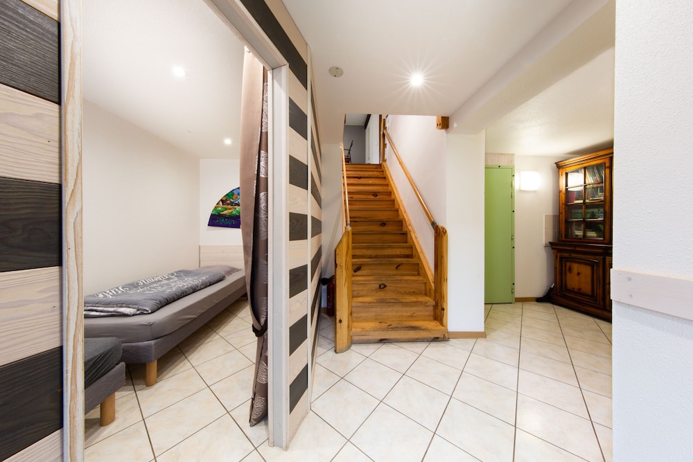 Family House, Ensuite (Le Clan)
