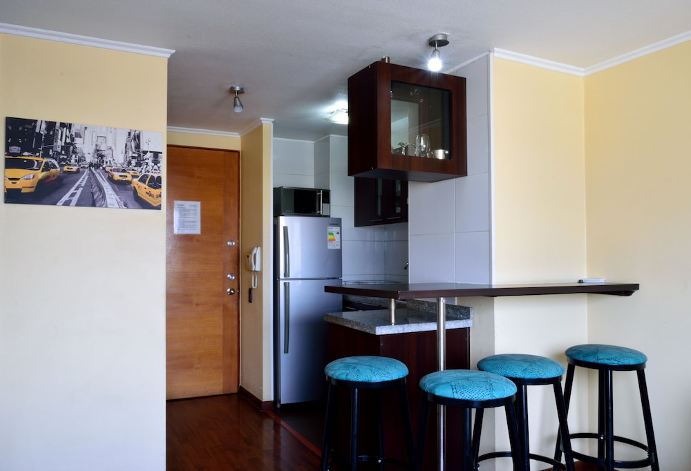 2 Bedroom 2 Bed Apartment Ensuite photo 2