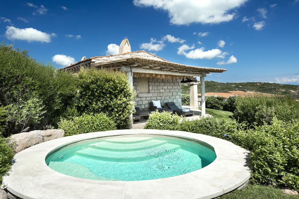 Suite (Pool)