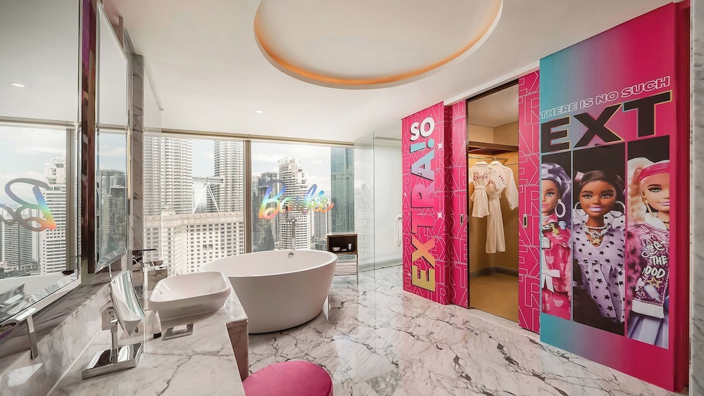 Suite (BARBIE® )