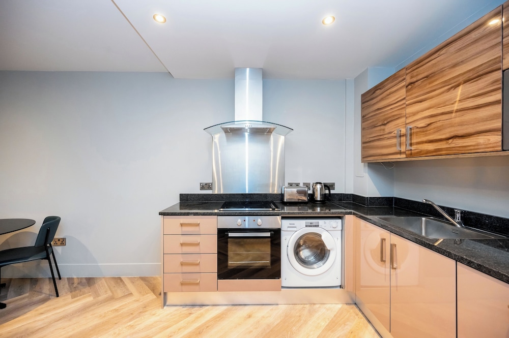 Standard Apartment, 1 Bedroom (Sleeps 4) thumbnail 5