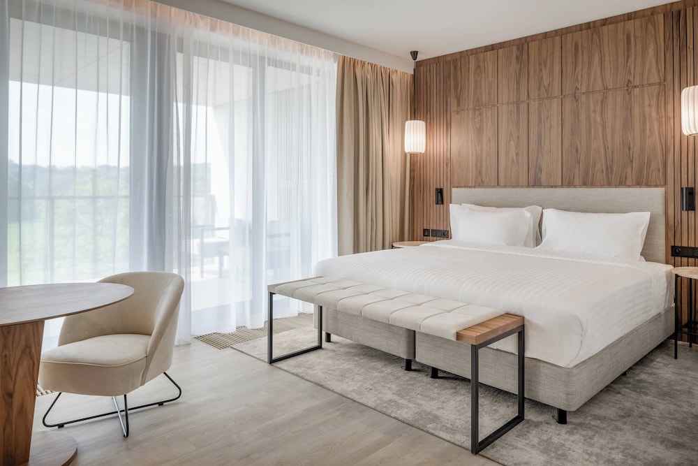 Superior Room, 1 Double Bed, Balcony - Photo 1