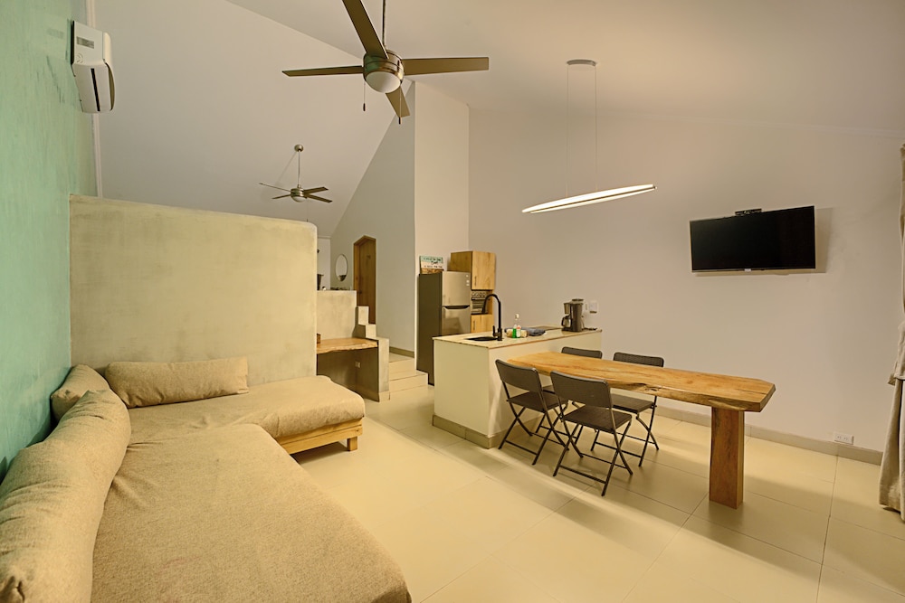 Comfort Cabin