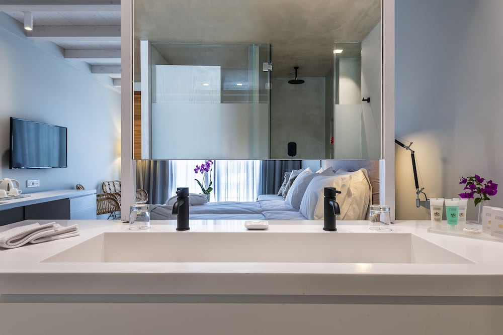 Junior Suite, Ground Floor photo 3