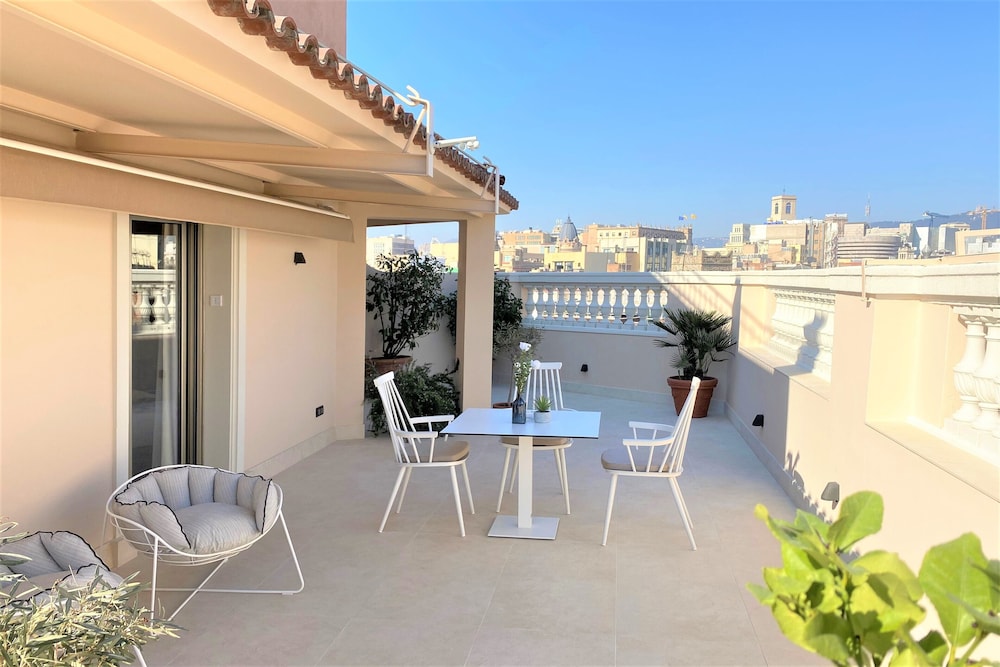 Family Suite, Terrace (Penthouse) thumbnail 6