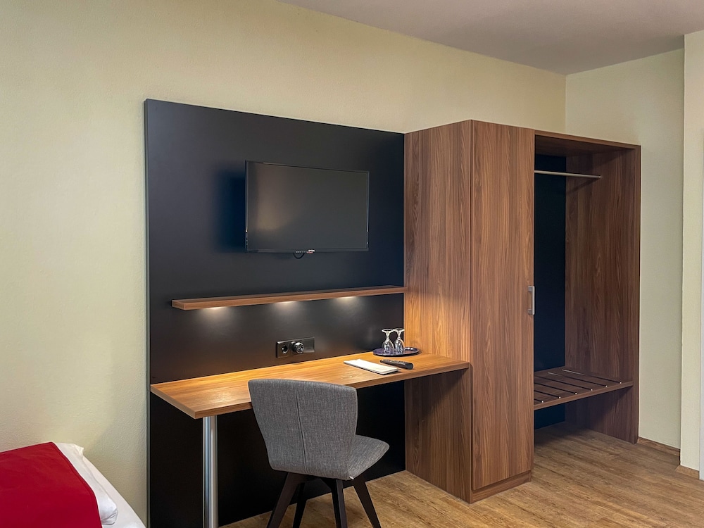 Single Room photo 3