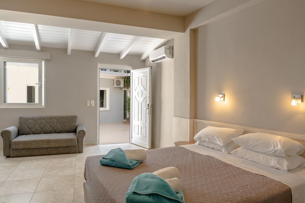 Superior Quadruple Room photo 1