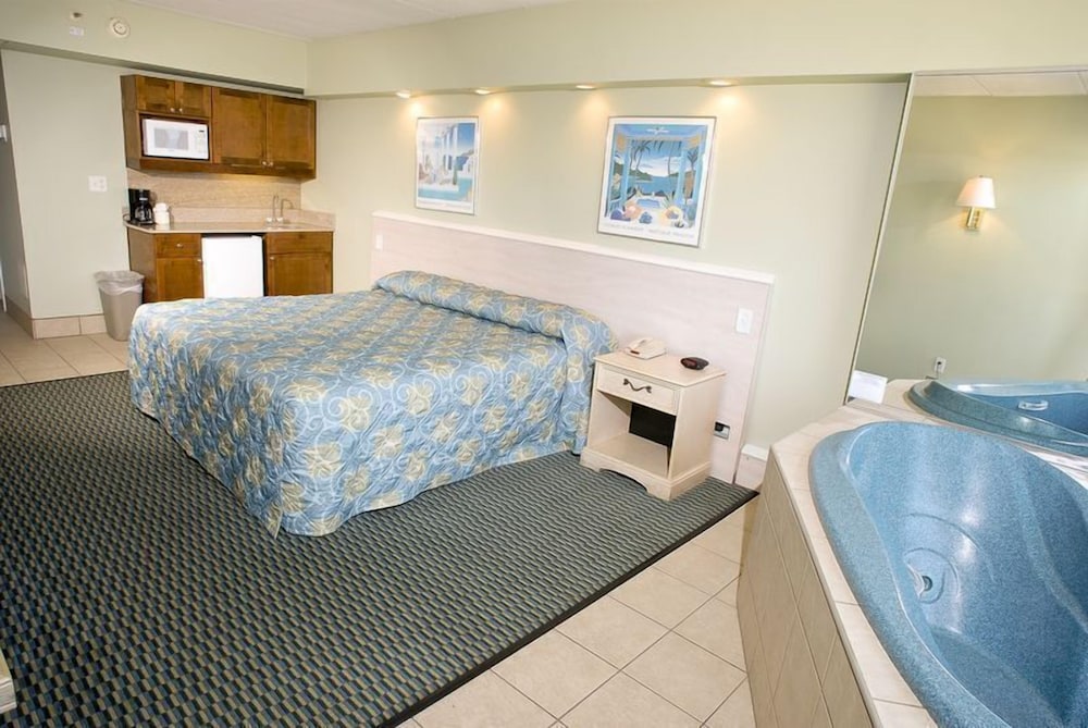 Superior Room, 1 King Bed, Ocean View photo 2