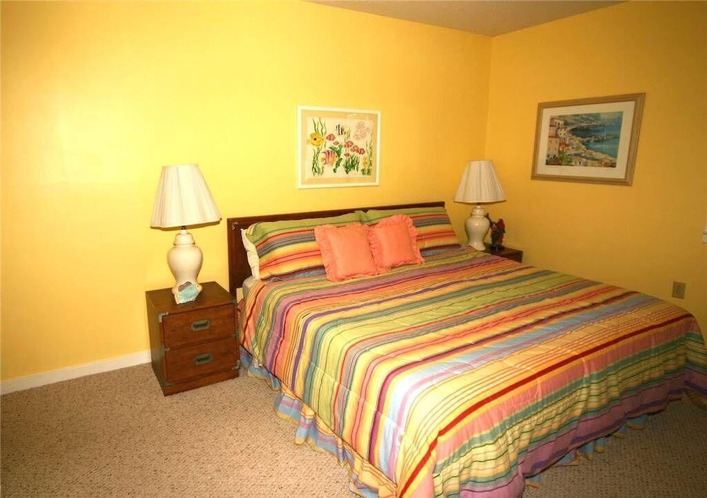Condo, 2 Queen Beds (Club Cottage 825) photo 3
