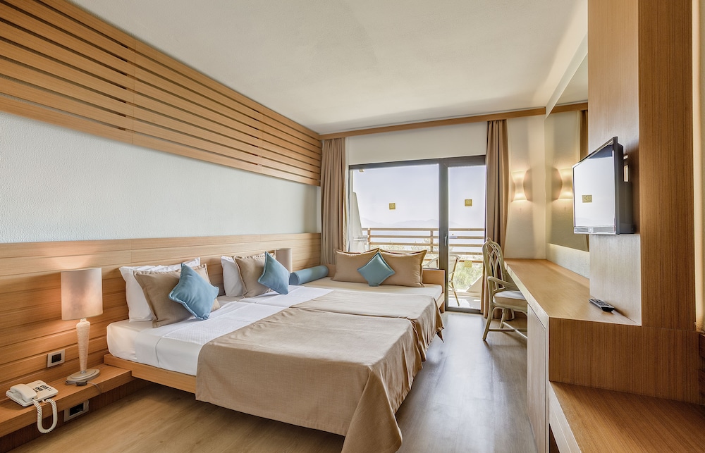 Standard Double Room, Balcony (Land)