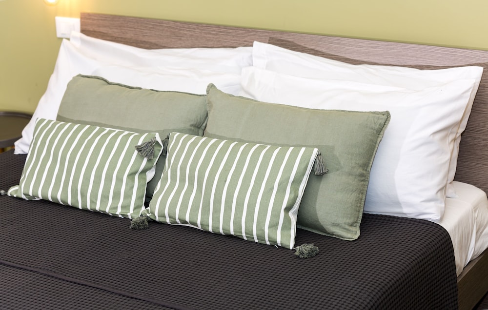 Standard Double Room, 1 Queen Bed, City View photo 3
