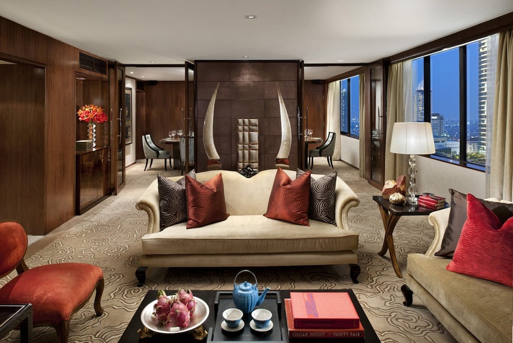Mandarin, Suite, 1 King Bed photo 2