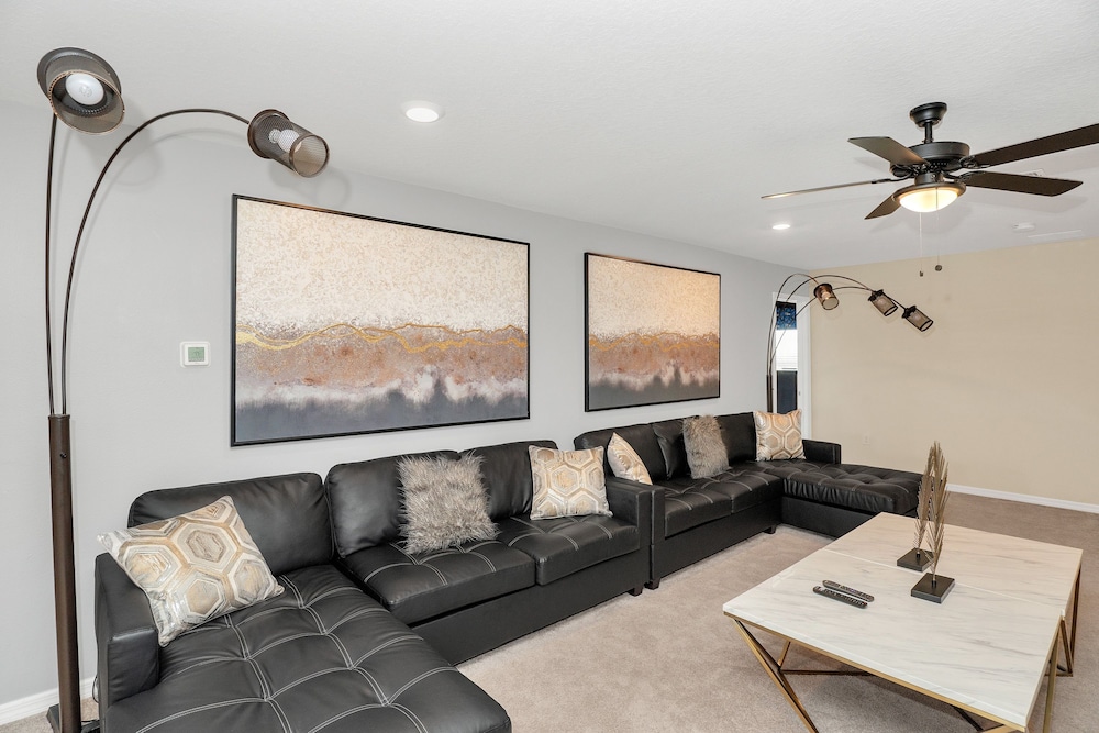 Amazing Modern Home Pool Spa Game Room Wi101, Billede 14