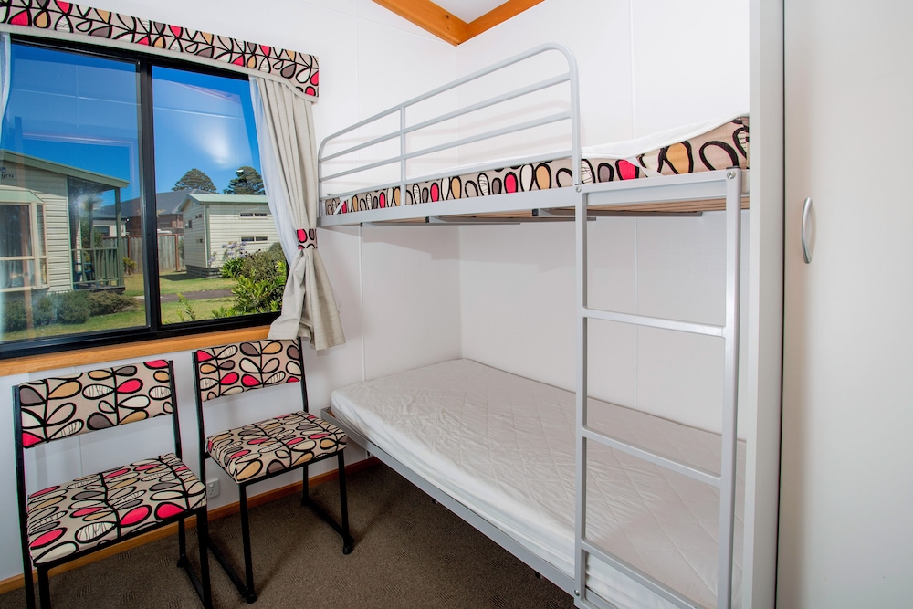1 Bedroom Cabin - Gull photo 2
