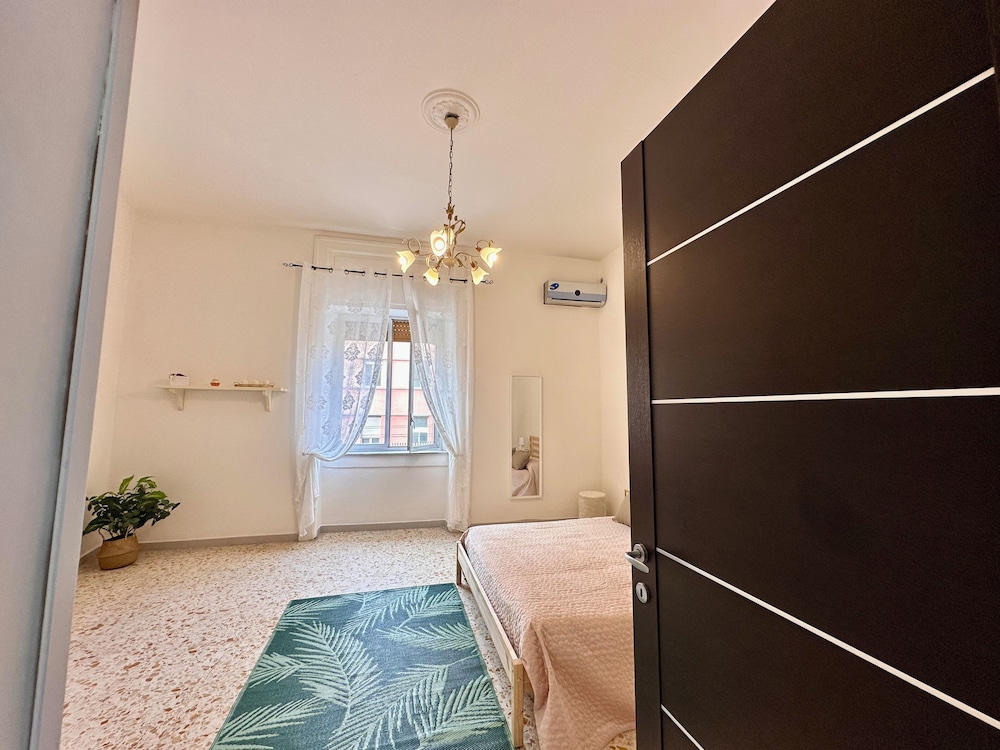 Deluxe Apartment, City View